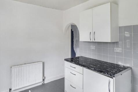 176 Pinewood Green, Iver, Buckinghamshire, SL0 0QJ