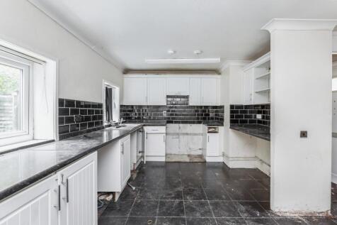 26 Ramsgill Court, Heelands, Milton Keynes, Buckinghamshire, MK13 7LS