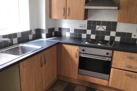 Flat 10 Wyvern House, Bridge Road, Grays, Essex, RM17 6RS