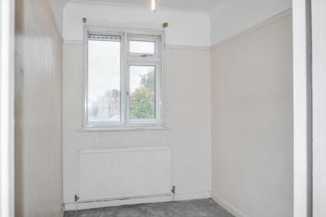 12 Grasmere Court, Verdun Road, Barnes, London SW13 9AU