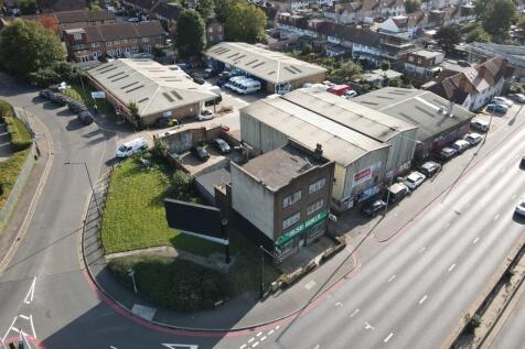 934 North Circular Road, Brent Cross, London NW2 7JR