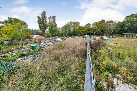 Fernlea Farm, Golf Road, Kenley, CR8 5ES