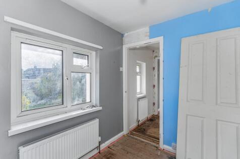 38 Highfield, Woodford, Kettering, NN14 4HD