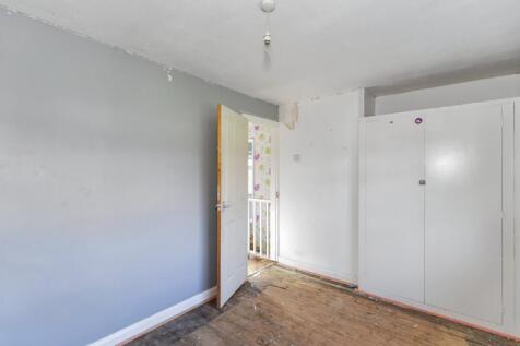 38 Highfield, Woodford, Kettering, NN14 4HD