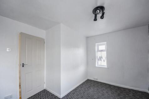 1 Fieldside Road, Pulloxhill, MK45 5HN