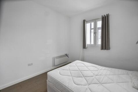 124 Blackwall Lane, Greenwich, London, SE10 0SP