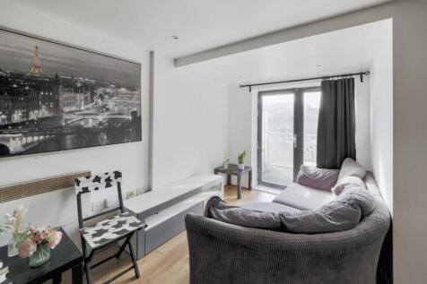 Apartment 46 Cymbeline House, 26 
Shakespeare Street, Nottingham, NG1 4FQ