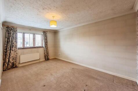 15 Langford Close Stowmarket, IP14 1TX