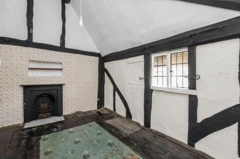 9 South End Road, Milton Bryan, Milton Keynes  Bedfordshire MK17 9HS