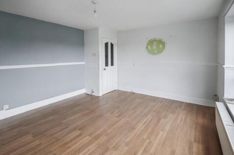 72 Whiteways Grove, Sheffield, South Yorkshire, S4 8FL