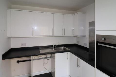 60 Firthcliffe Road, Liversedge, West Yorkshire, WF15 6HF