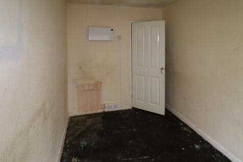 60 Firthcliffe Road, Liversedge, West Yorkshire, WF15 6HF