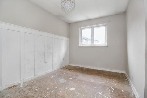 19 Highlands Grove, Stourton, West Yorkshire, LS10 4RR