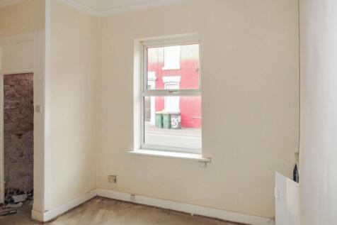 128 Plungington Road, Preston, Lancashire, PR1 7UE