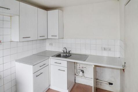 56D Firthcliffe Road, Liversedge, West Yorkshire, WF15 6HF