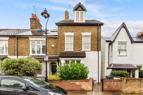 Flat A, 73 Green Lane, Hanwell, London, W7 2PA