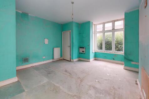 Flat A, 73 Green Lane, Hanwell, London, W7 2PA