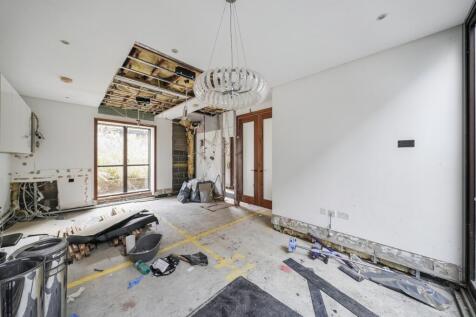 3 Collection Place, 96 Boundary Road, St Johns Wood, London NW8 0RH