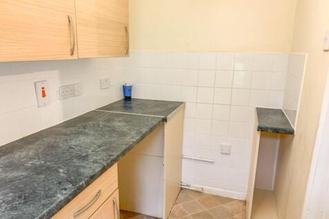 34 Austin Close, Frome, Somerset BA11 5AY