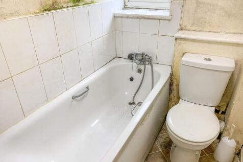 34 Austin Close, Frome, Somerset BA11 5AY