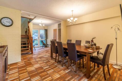 Alhamra, Widford Road, Much Hadham, Hertfordshire, SG10 6AT