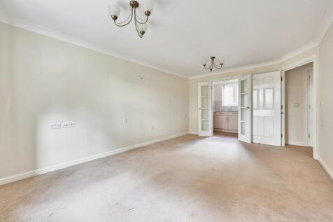 Flat 21 Chancellor Court, Broomfield Road, Chelmsford CM1 1RY