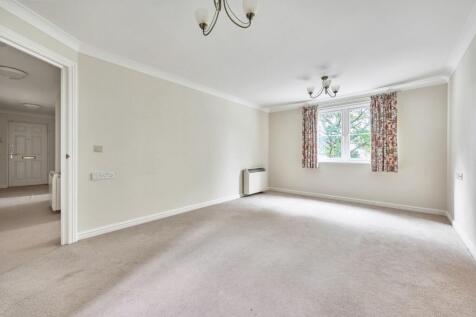 Flat 21 Chancellor Court, Broomfield Road, Chelmsford CM1 1RY
