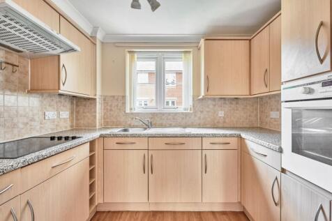 Flat 21 Chancellor Court, Broomfield Road, Chelmsford CM1 1RY