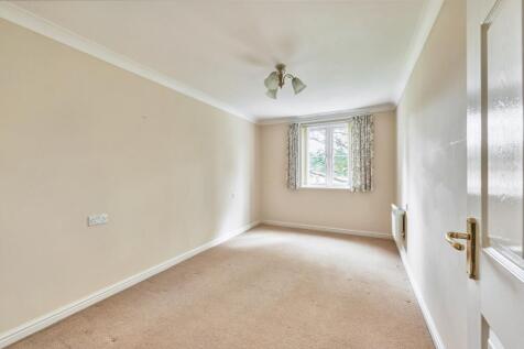 Flat 21 Chancellor Court, Broomfield Road, Chelmsford CM1 1RY