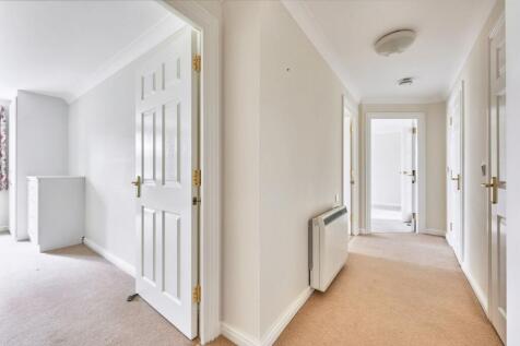 Flat 21 Chancellor Court, Broomfield Road, Chelmsford CM1 1RY