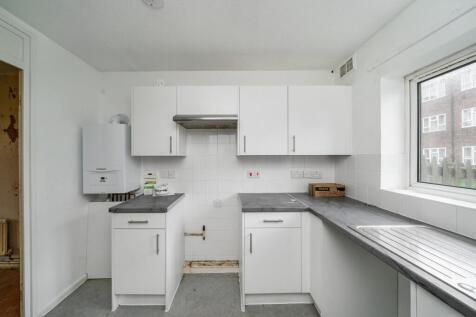 Flat 77 New Road, Datchet, Slough,SL3 9JA