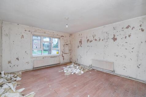 Flat 77 New Road, Datchet, Slough,SL3 9JA