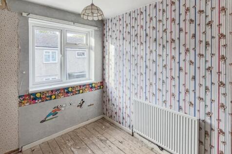 93 Mallard Walk, Sidcup, DA14 6SG