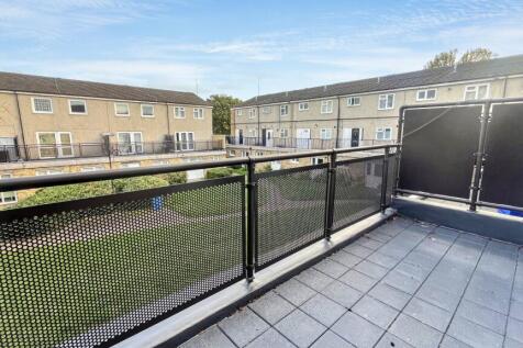 93 Mallard Walk, Sidcup, DA14 6SG