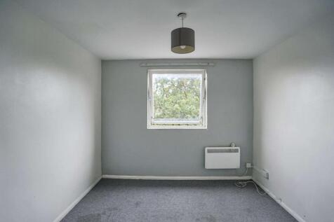 Flat 23 Keats House, Porchester Mead, Beckenham, BR3 1TD