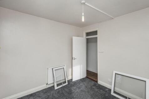 Ground Floor Flat, 37 St Stephen&#39;s Road, Bow, London E6 1AN