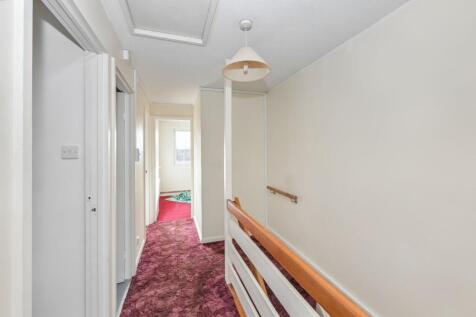 70 Madells, Epping, Essex CM16 4NN