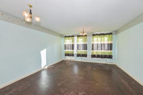 70 Madells, Epping, Essex CM16 4NN