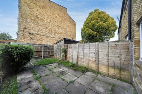 4 Bradbury Close, Southall, Middlesex, UB2 4JZ