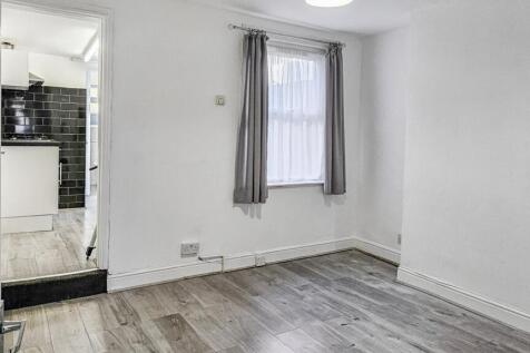 58 Wolseley Street, Reading, Berkshire, RG1 6AZ