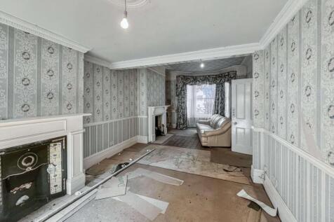 56 Englewood Road, Clapham South, London SW12 9NY