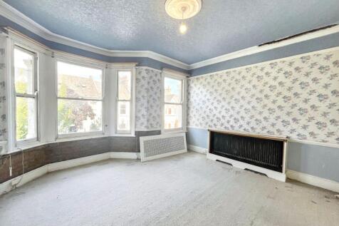 56 Englewood Road, Clapham South, London SW12 9NY