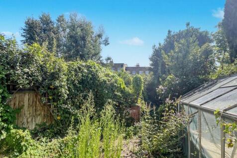 56 Englewood Road, Clapham South, London SW12 9NY