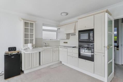 Flat 10, Sandford House, 151 Mudeford Lane, Christchurch, Bournemouth, BH23 3HR