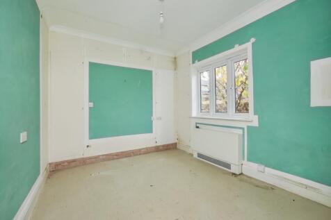 7 Greyhound Chase, Ashford, Kent, TN23 5LL