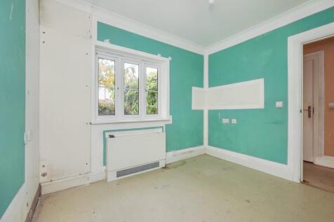 7 Greyhound Chase, Ashford, Kent, TN23 5LL