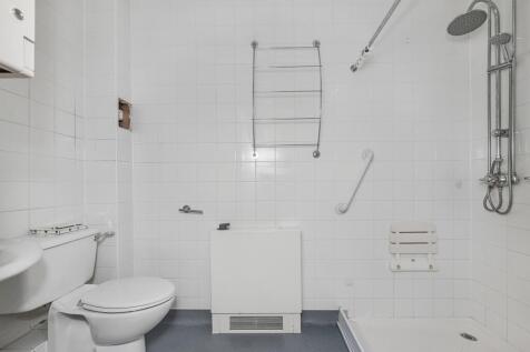 7 Greyhound Chase, Ashford, Kent, TN23 5LL