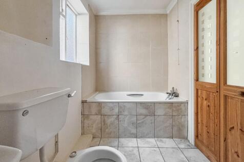 Ground Floor Flat 68 Crowland Road, South Tottenham, London, N15 6UU