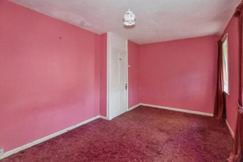 19 Escott Gardens, Mottingham, London, SE9 4BQ