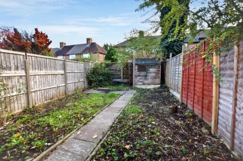 19 Escott Gardens, Mottingham, London, SE9 4BQ